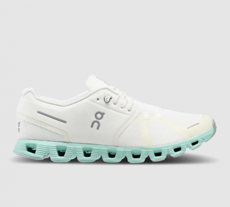 Free Delivery On Cloud Women's Cloud 5-Undyed-White | Creek Free Delivery On Cloud Women's Cloud 5-Undyed-White | Creek